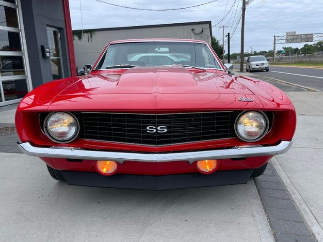 Unknown-Camaro-1969-Red-Black-and-White-Houn-4