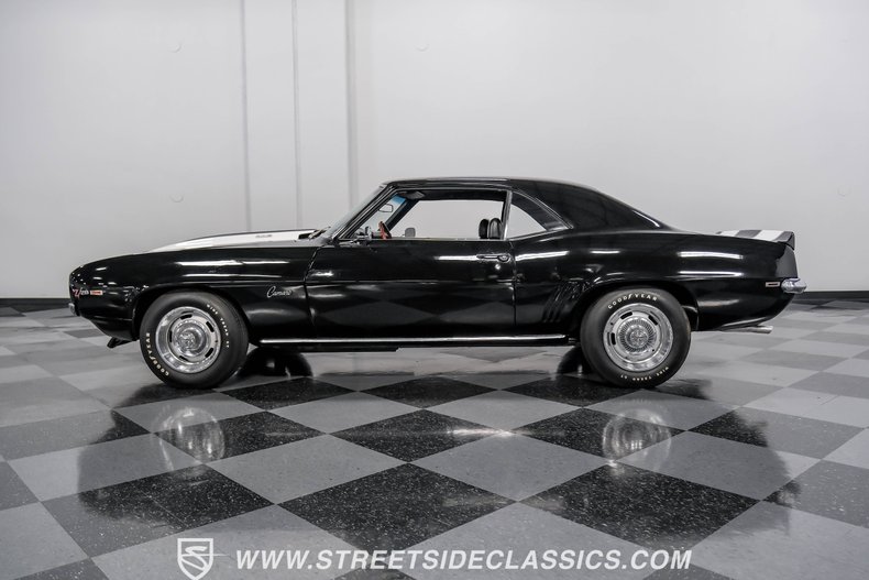 Unknown-Camaro-1969-Tuxedo-Black-Black-11