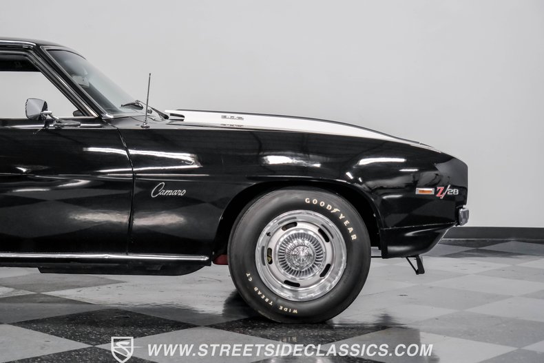 Unknown-Camaro-1969-Tuxedo-Black-Black-21