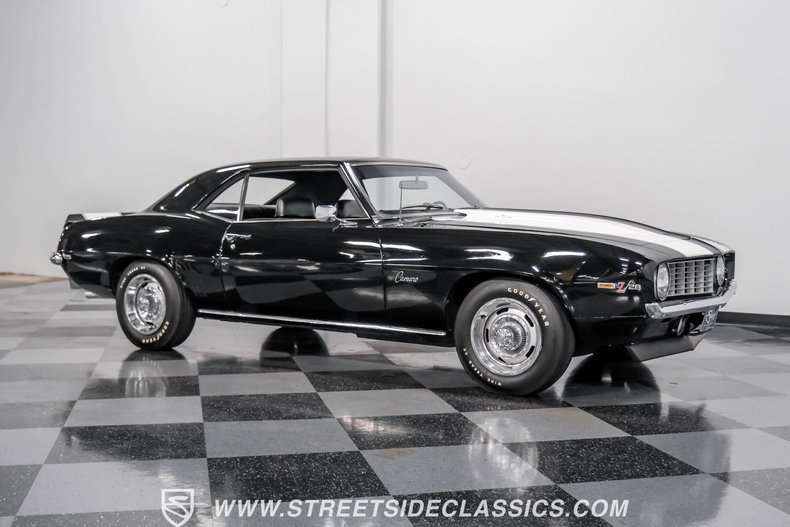 Unknown-Camaro-1969-Tuxedo-Black-Black-22