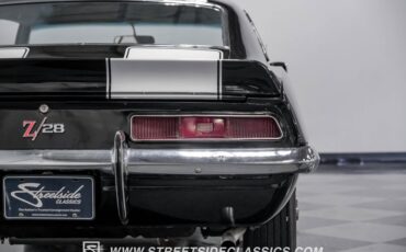 Unknown-Camaro-1969-Tuxedo-Black-Black-29