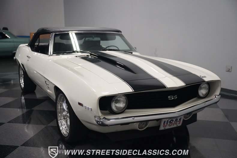 Unknown-Camaro-1969-White-Black-ampamp-White-Ho-11