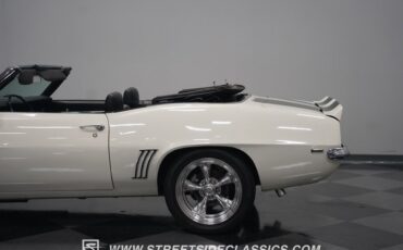 Unknown-Camaro-1969-White-Black-ampamp-White-Ho-20