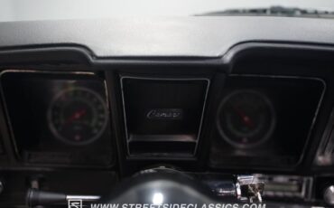 Unknown-Camaro-1969-White-Black-ampamp-White-Ho-26