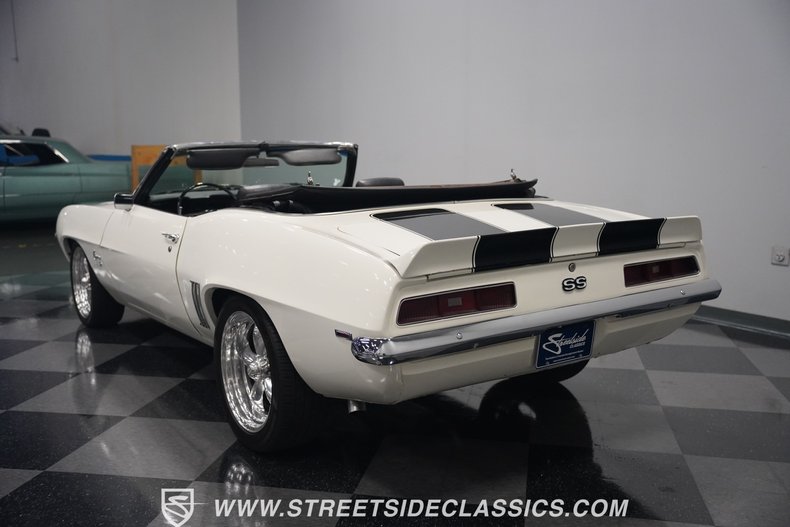 Unknown-Camaro-1969-White-Black-ampamp-White-Ho-33