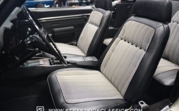 Unknown-Camaro-1969-White-Black-ampamp-White-Ho-38