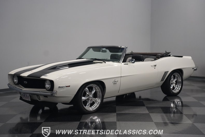 Unknown-Camaro-1969-White-Black-ampamp-White-Ho-39