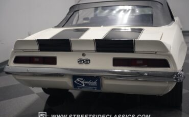 Unknown-Camaro-1969-White-Black-ampamp-White-Ho-43