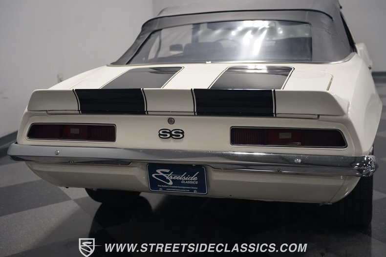 Unknown-Camaro-1969-White-Black-ampamp-White-Ho-43