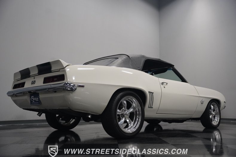 Unknown-Camaro-1969-White-Black-ampamp-White-Ho-46
