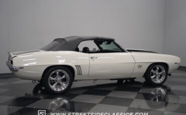 Unknown-Camaro-1969-White-Black-ampamp-White-Ho-8