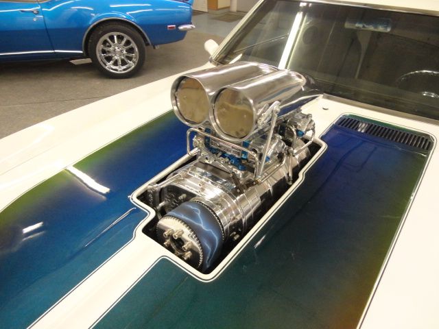Unknown-Camaro-1969-White-Ecstasy-Pearl-WhiteBlackLeather-10
