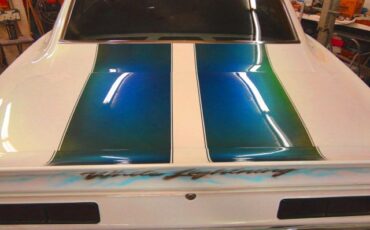 Unknown-Camaro-1969-White-Ecstasy-Pearl-WhiteBlackLeather-30