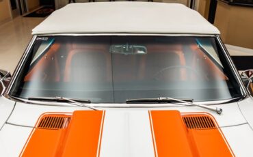 Unknown-Camaro-1969-White-Orange-Houndstooth-2