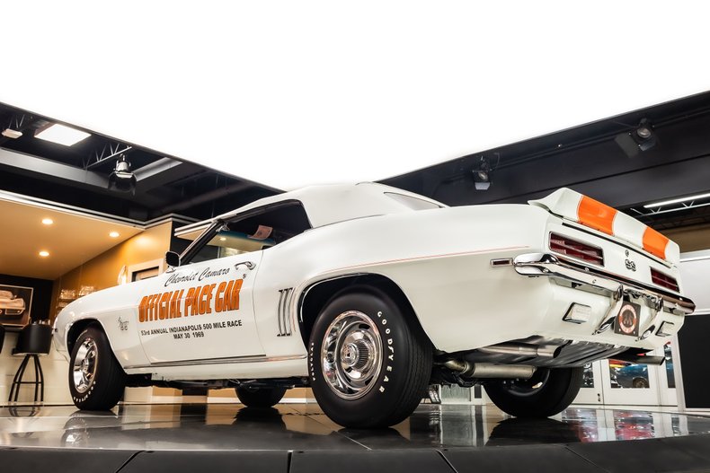 Unknown-Camaro-1969-White-Orange-Houndstooth-3