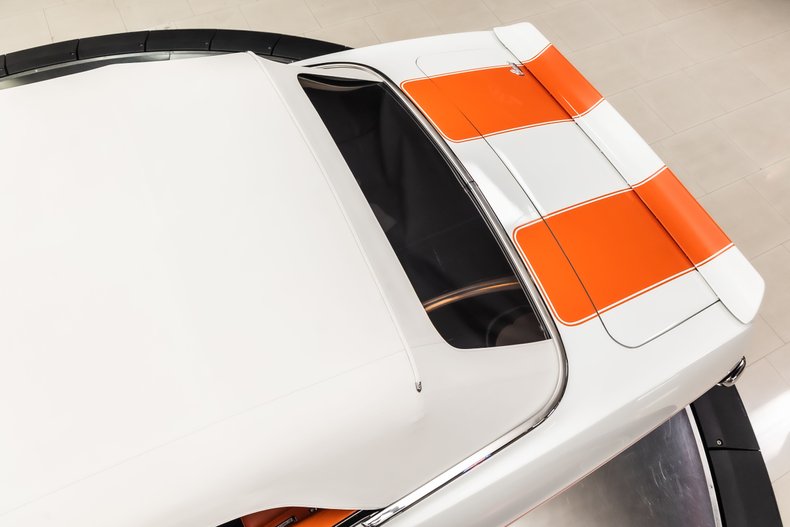 Unknown-Camaro-1969-White-Orange-Houndstooth-34