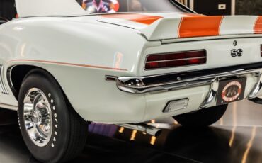 Unknown-Camaro-1969-White-Orange-Houndstooth-36