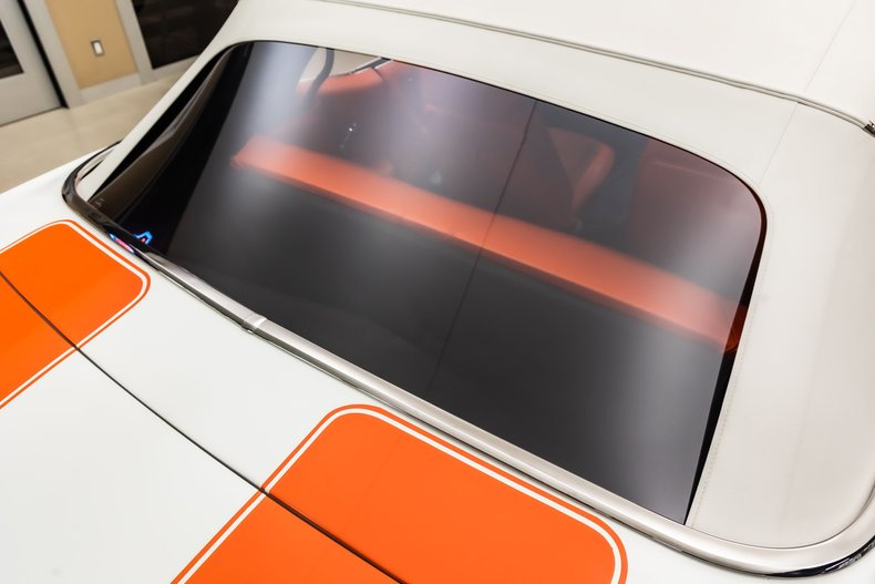 Unknown-Camaro-1969-White-Orange-Houndstooth-41
