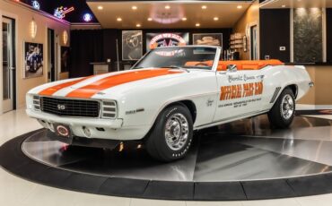 Unknown-Camaro-1969-White-Orange-Houndstooth-46