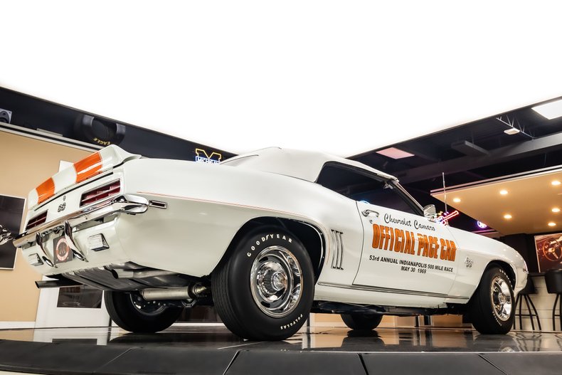 Unknown-Camaro-1969-White-Orange-Houndstooth-5
