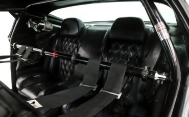 Unknown-Camaro-1970-Cortez-Silver-Black-14