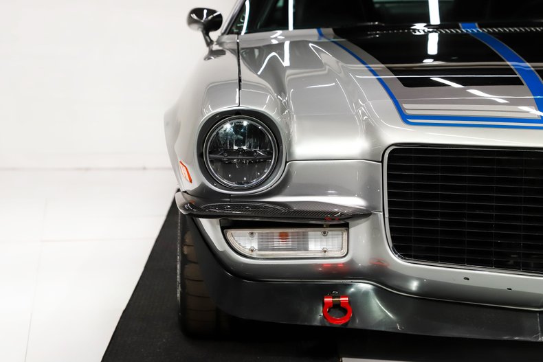 Unknown-Camaro-1970-Cortez-Silver-Black-34