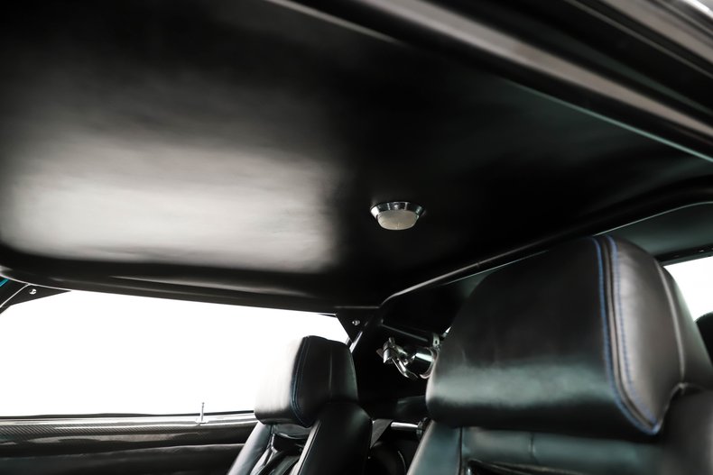Unknown-Camaro-1970-Cortez-Silver-Black-36