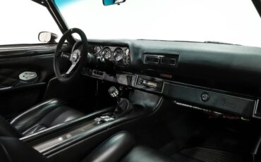 Unknown-Camaro-1970-Cortez-Silver-Black-41