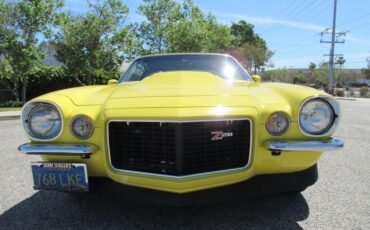Unknown-Camaro-1970-Daytona-Yellow-Black-1