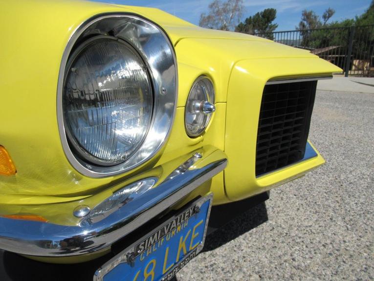 Unknown-Camaro-1970-Daytona-Yellow-Black-18