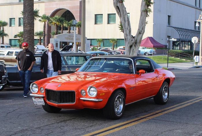 Unknown-Camaro-1970-Hugger-Orange-11