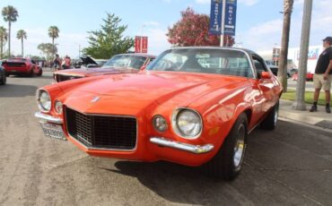 Unknown-Camaro-1970-Hugger-Orange-2
