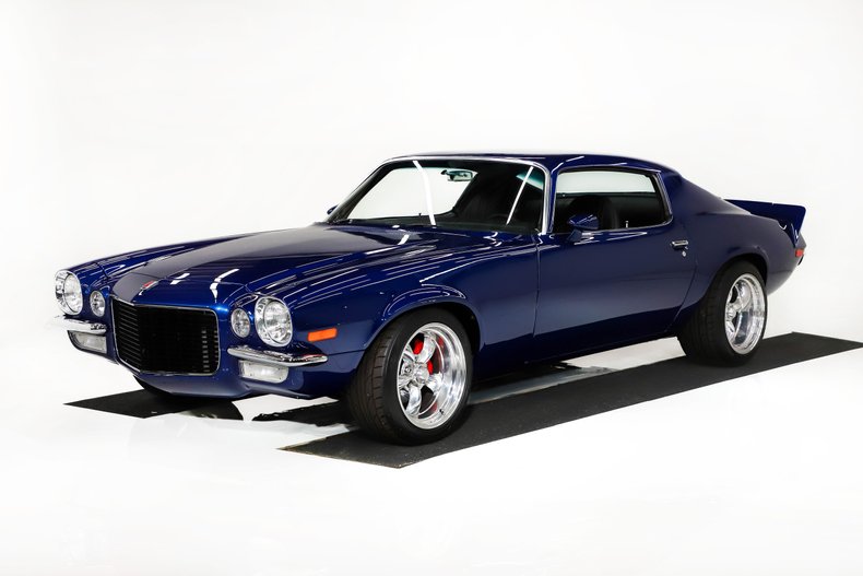 Unknown-Camaro-1970-Midnight-Blue-Black-Leather-23