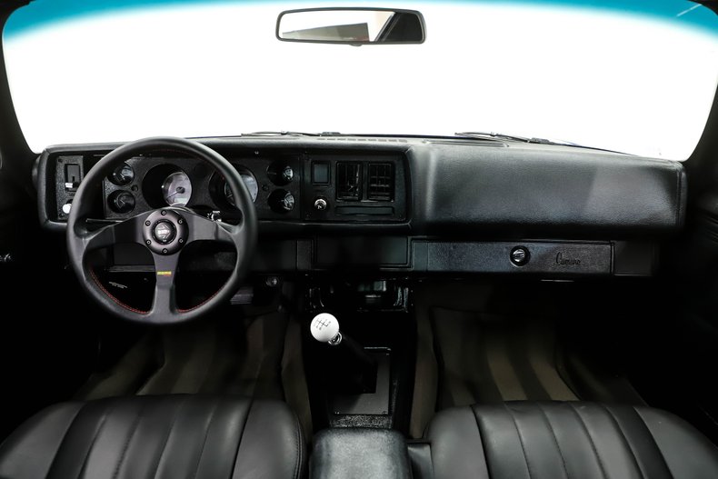 Unknown-Camaro-1970-Midnight-Blue-Black-Leather-24