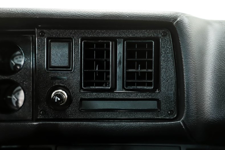 Unknown-Camaro-1970-Midnight-Blue-Black-Leather-26