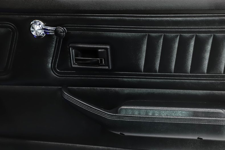 Unknown-Camaro-1970-Midnight-Blue-Black-Leather-36