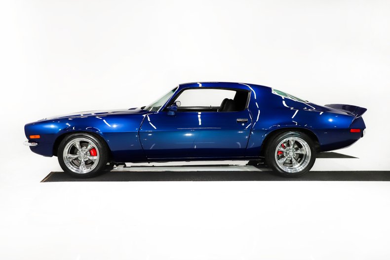 Unknown-Camaro-1970-Midnight-Blue-Black-Leather-41
