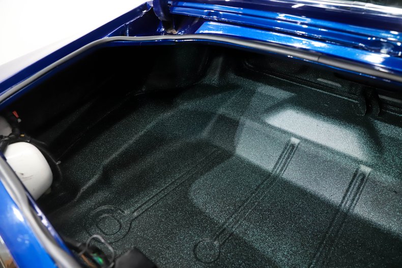 Unknown-Camaro-1970-Midnight-Blue-Black-Leather-45