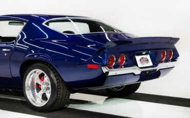 Unknown-Camaro-1970-Midnight-Blue-Black-Leather-47