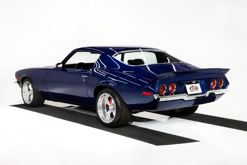 Unknown-Camaro-1970-Midnight-Blue-Black-Leather-7