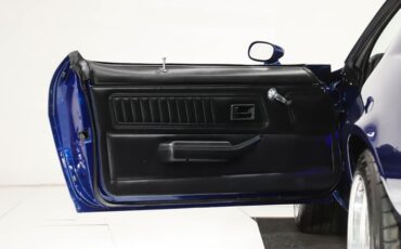 Unknown-Camaro-1970-Midnight-Blue-Black-Leather-8