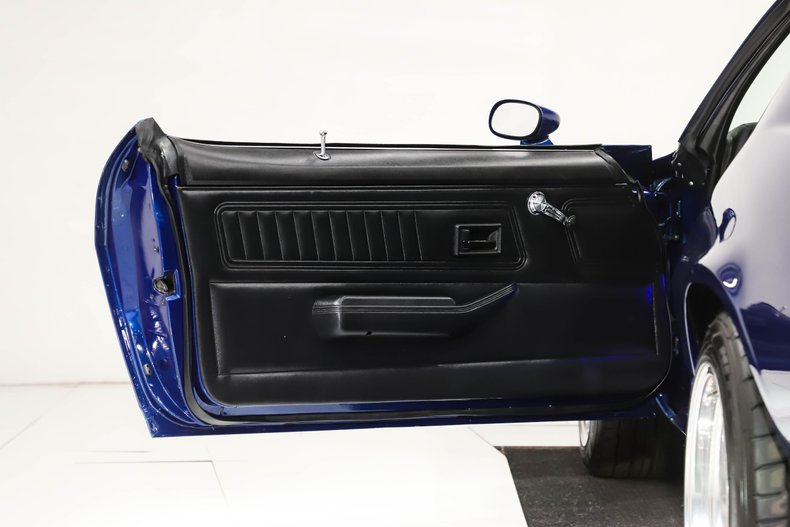 Unknown-Camaro-1970-Midnight-Blue-Black-Leather-8