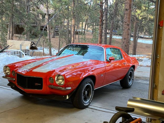 Unknown-Camaro-1970-Orange-3