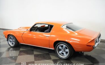 Unknown-Camaro-1970-Orange-Black-15