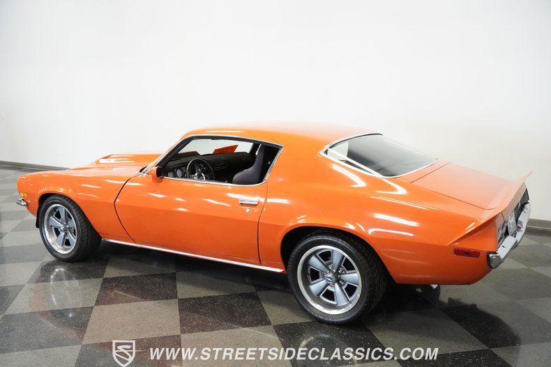 Unknown-Camaro-1970-Orange-Black-15