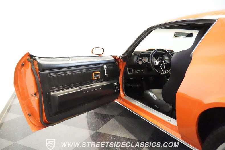 Unknown-Camaro-1970-Orange-Black-16