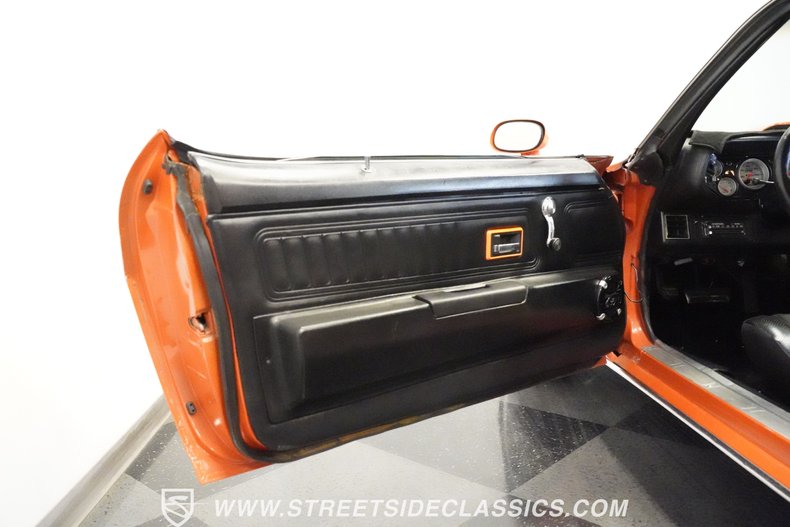 Unknown-Camaro-1970-Orange-Black-17