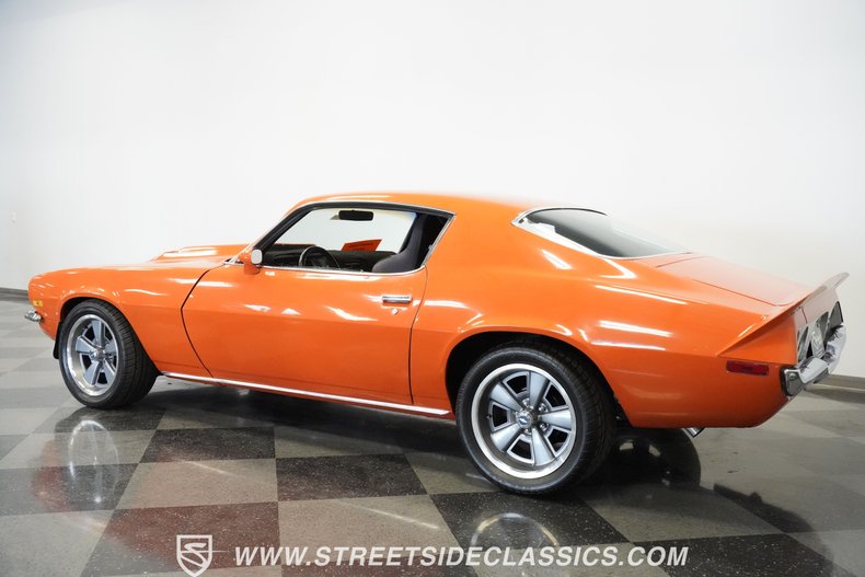 Unknown-Camaro-1970-Orange-Black-28