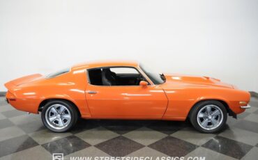 Unknown-Camaro-1970-Orange-Black-45