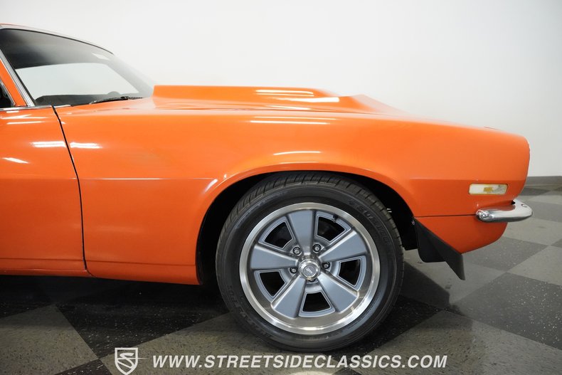 Unknown-Camaro-1970-Orange-Black-7